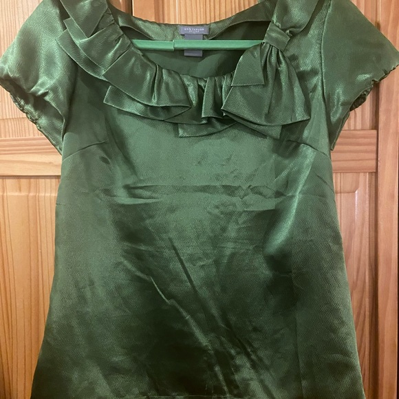 Green pinup top - Picture 1 of 4
